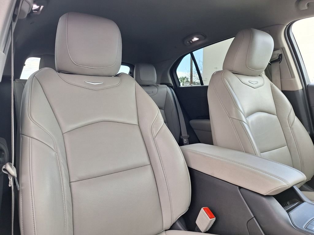 Used 2023 Cadillac XT4 Premium Luxury image 26