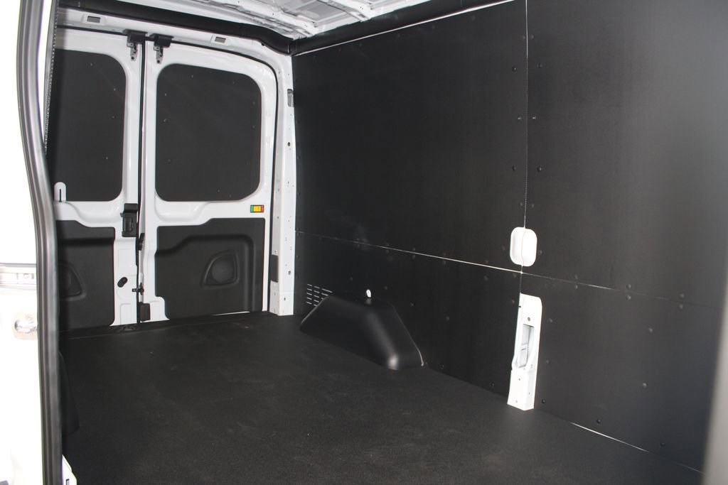 New 2026 Ford Transit 250 148 Medium Roof w/ Load Area Protection Package RWD image 27