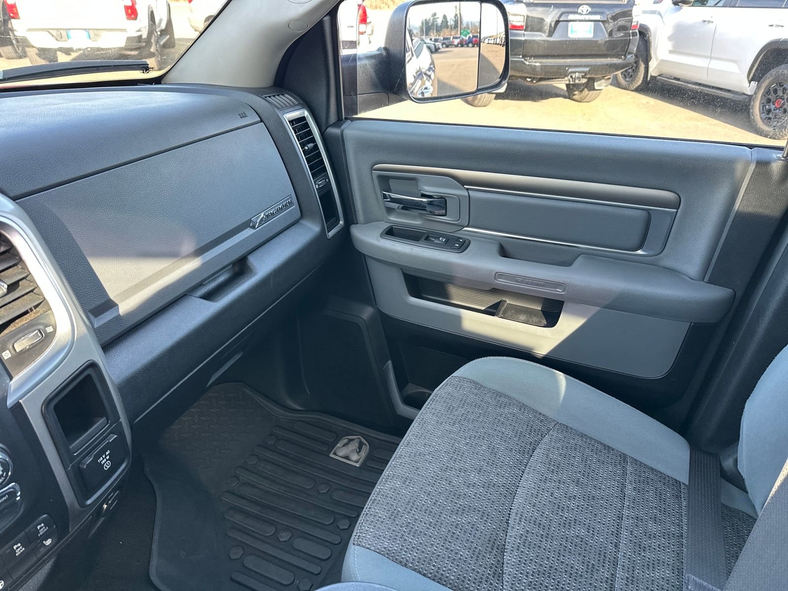 Used 2018 RAM 1500 Big Horn image 15