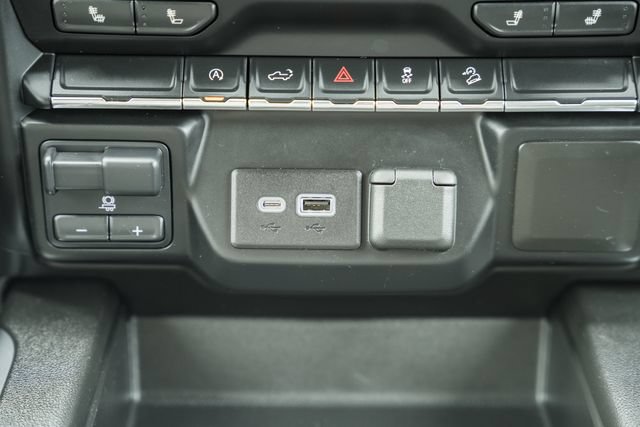 Used 2021 Chevrolet Silverado 1500 LT Trail Boss AWD/4WD image 28