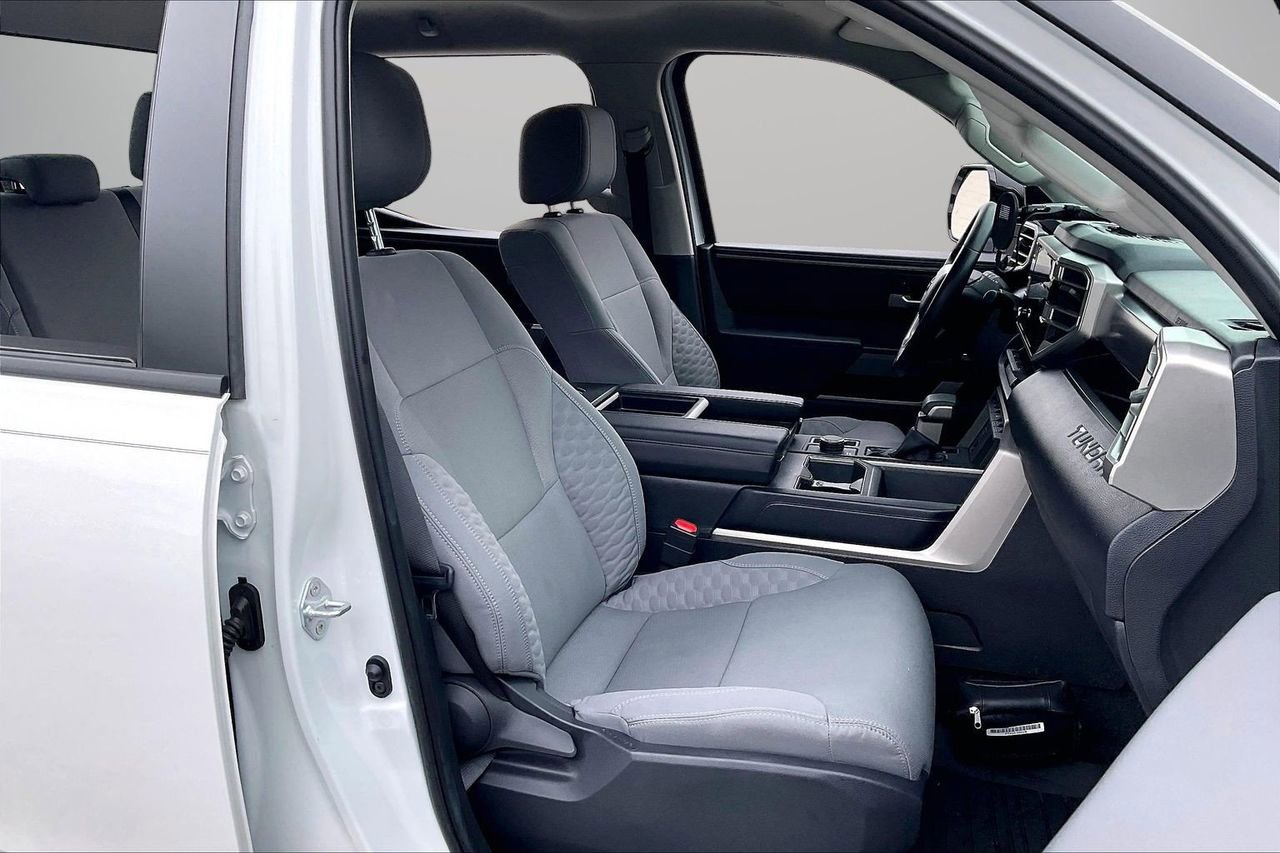 Used 2024 Toyota Tundra SR5 w/ SR5 Convenience Package image 24