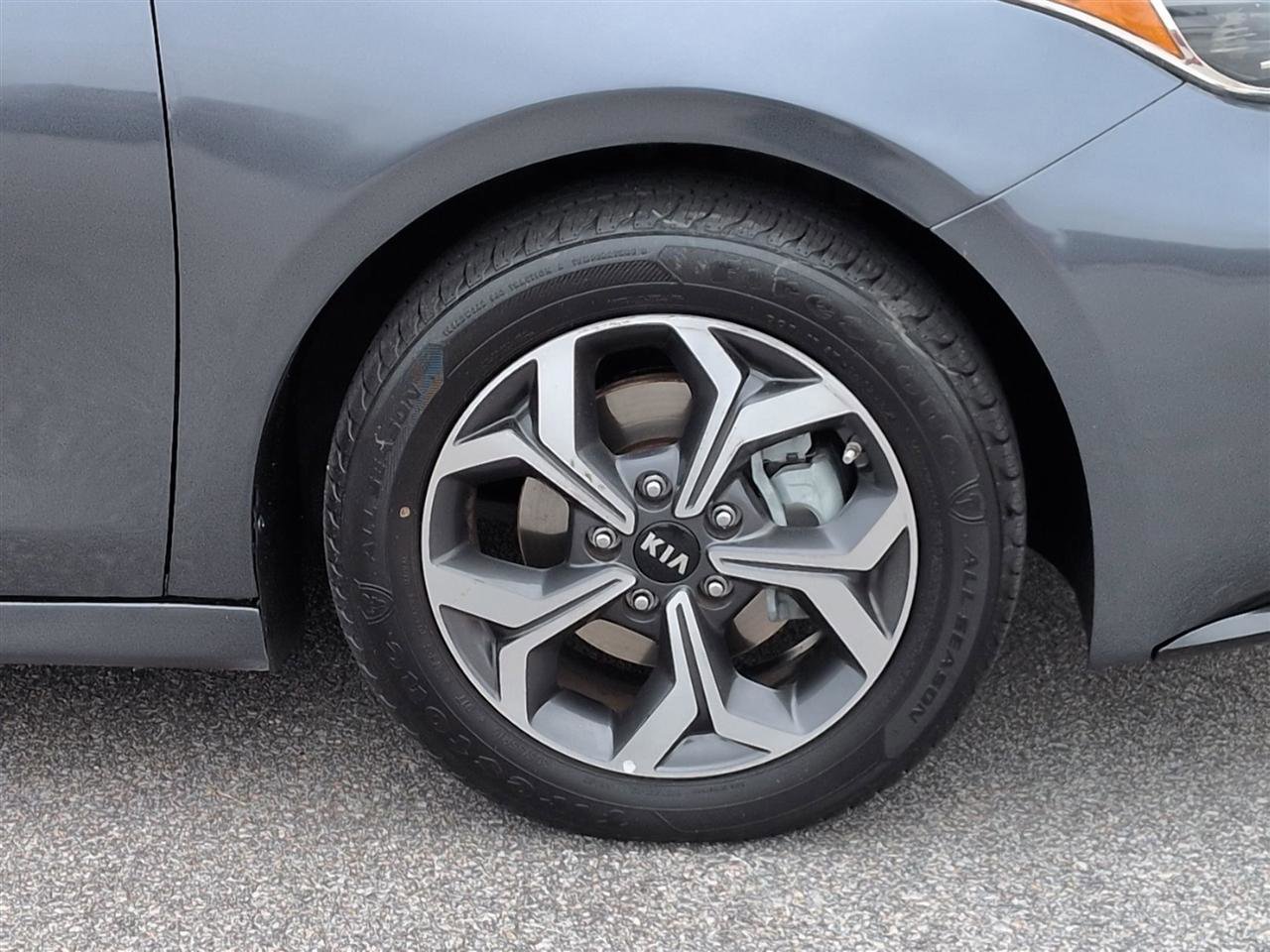 Used 2019 Kia Forte LXS FWD image 10