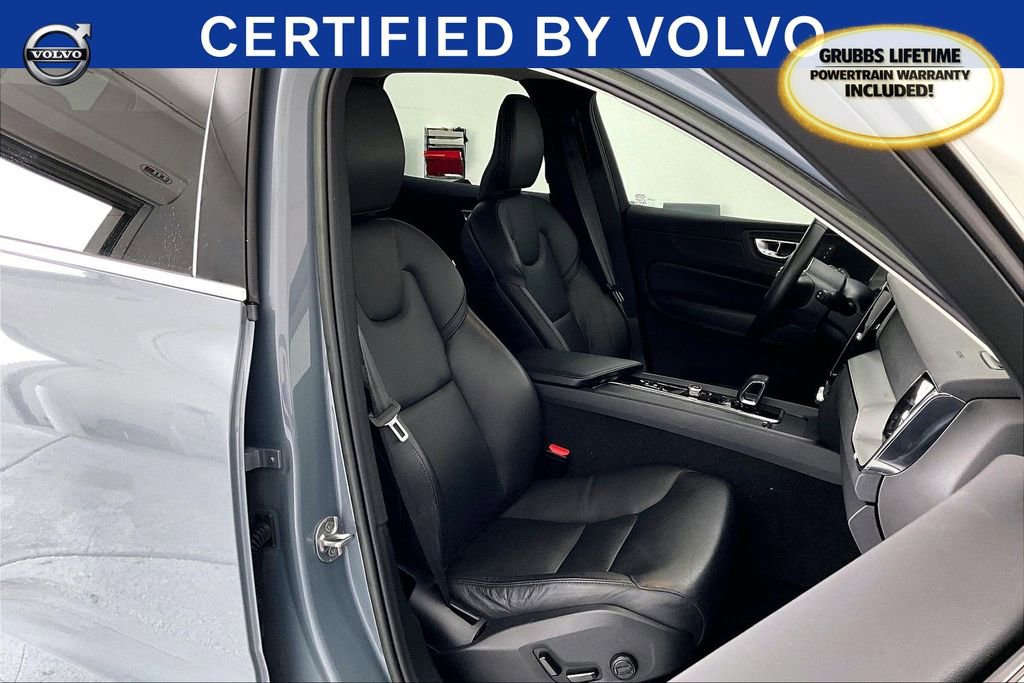 Used 2023 Volvo XC60 B5 Core w/ Climate Package image 11