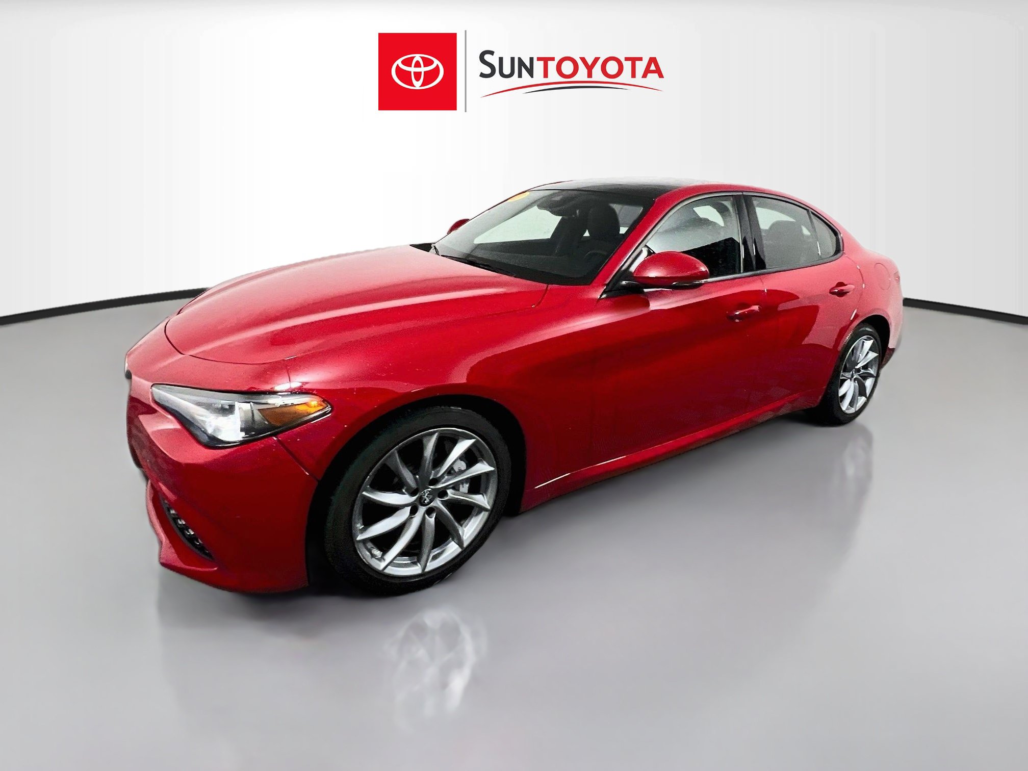 Used 2023 Alfa Romeo Giulia Sprint RWD image 9