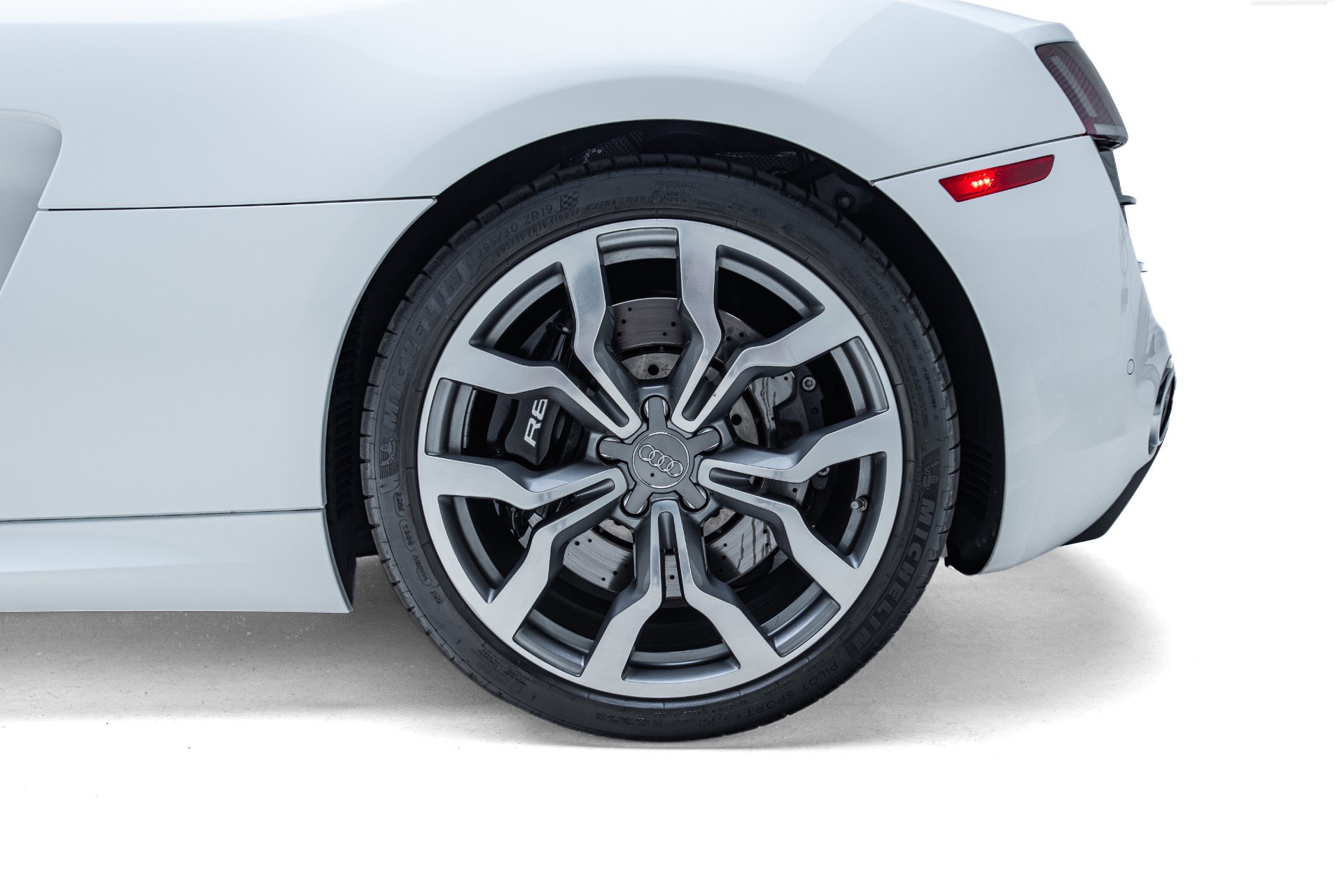 Used 2012 Audi R8 V10 AWD/4WD image 56