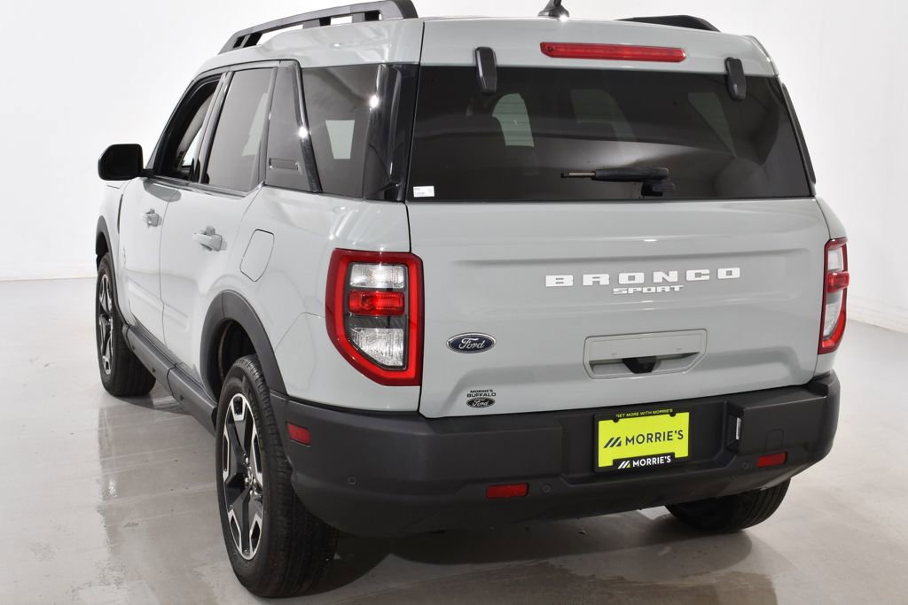 Used 2023 Ford Bronco Sport Outer Banks w/ Tech Package AWD/4WD image 14