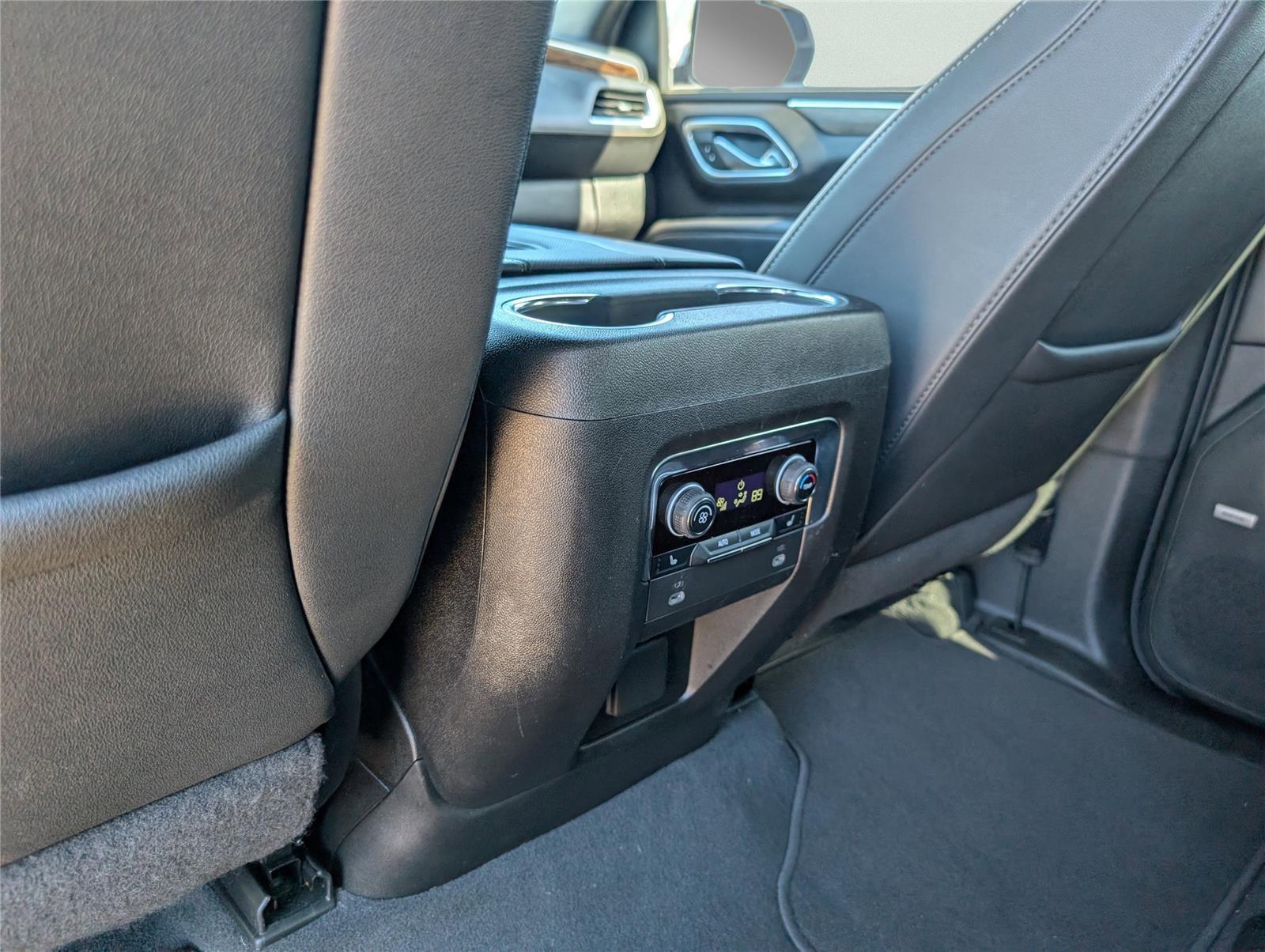Used 2024 Chevrolet Tahoe Premier image 15
