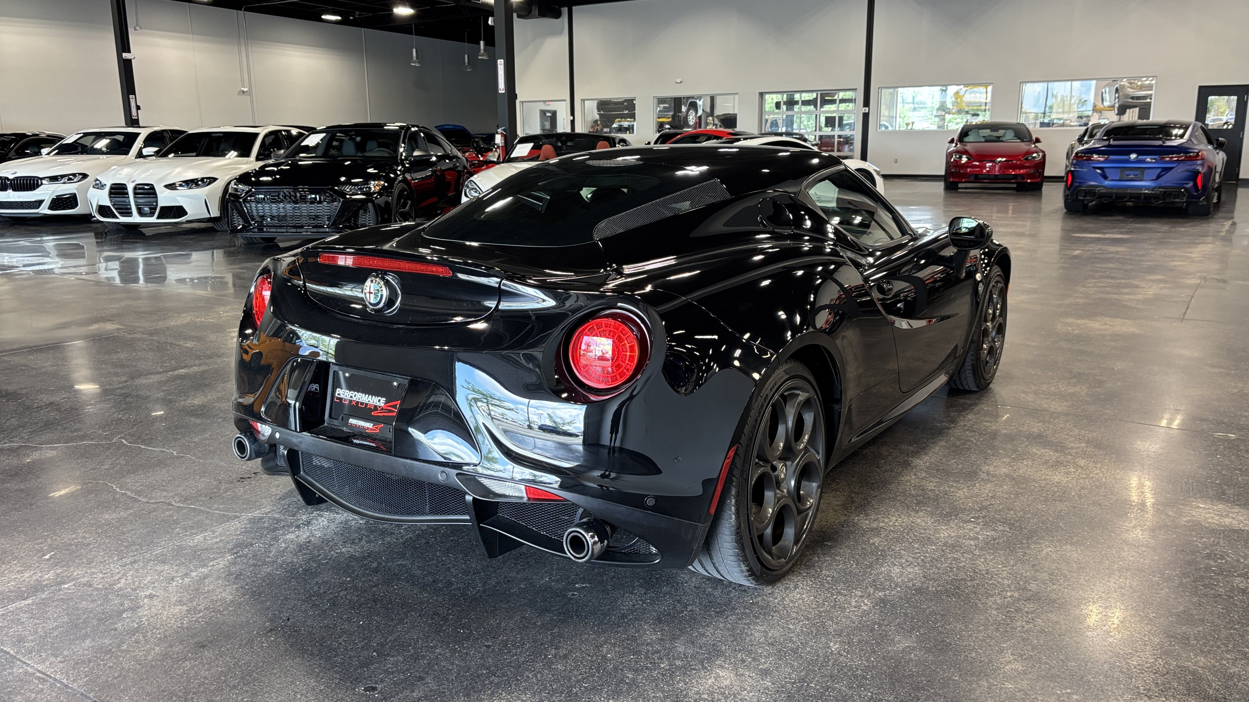 Used 2015 Alfa Romeo 4C Coupe w/ Leather Interior Group RWD image 3