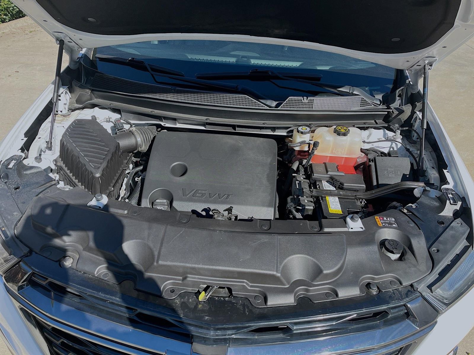 Used 2022 Chevrolet Traverse RS image 32