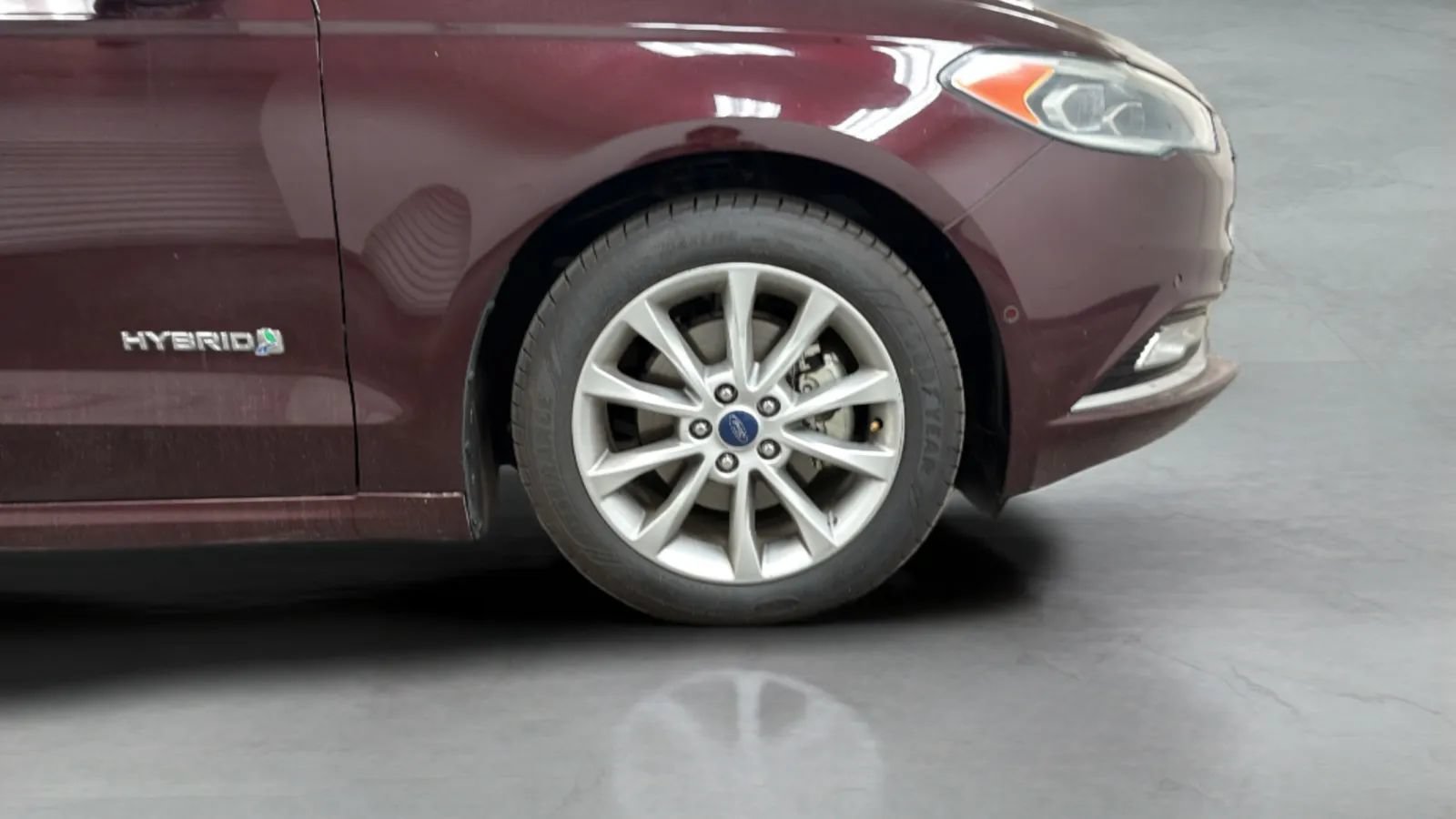 Used 2017 Ford Fusion SE w/ Equipment Group 602A FWD image 25