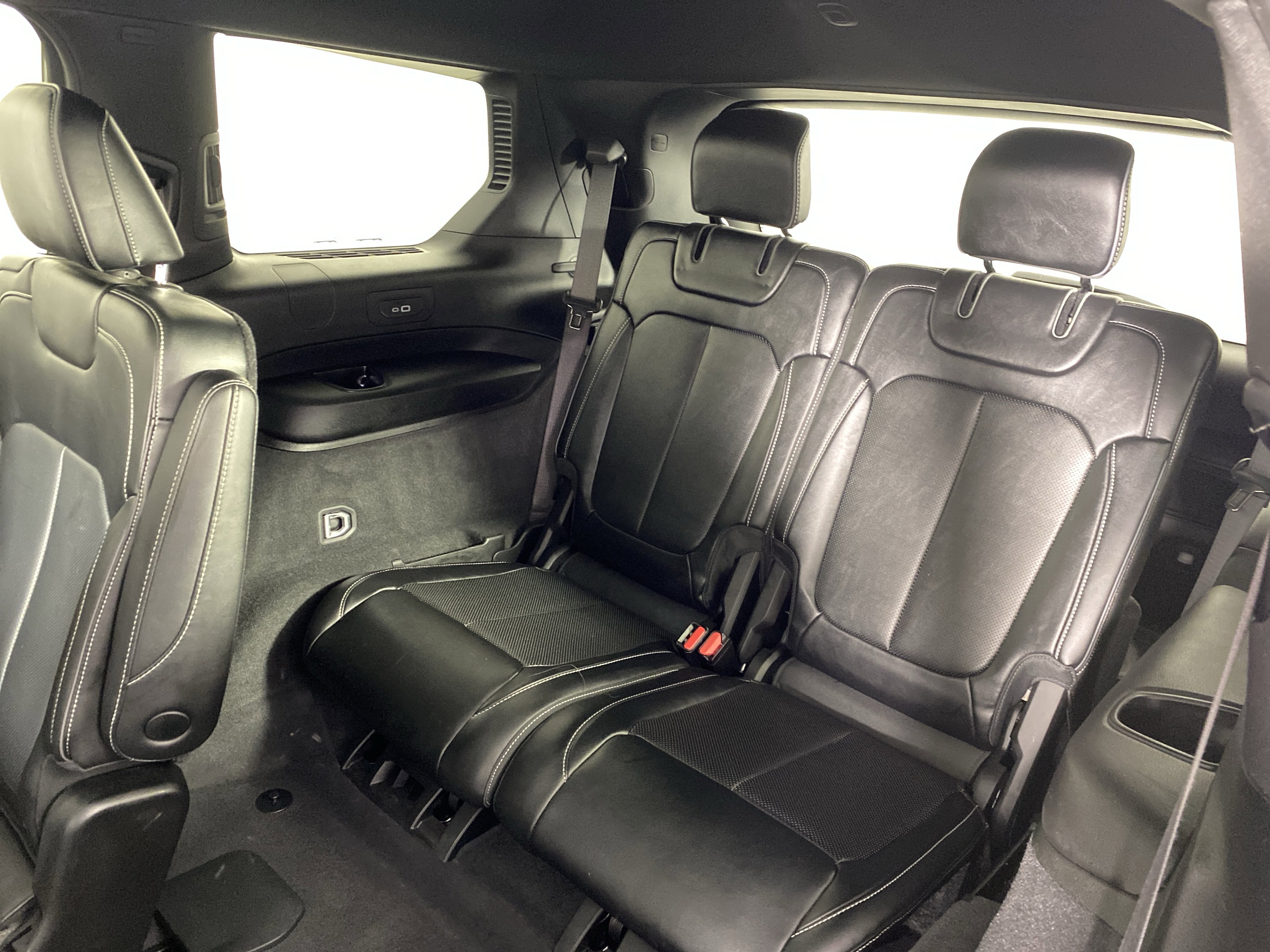 Used 2023 Jeep Grand Cherokee L Overland image 35