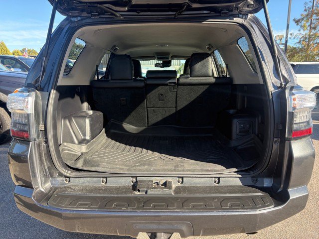 Used 2020 Toyota 4Runner SR5 Premium image 13