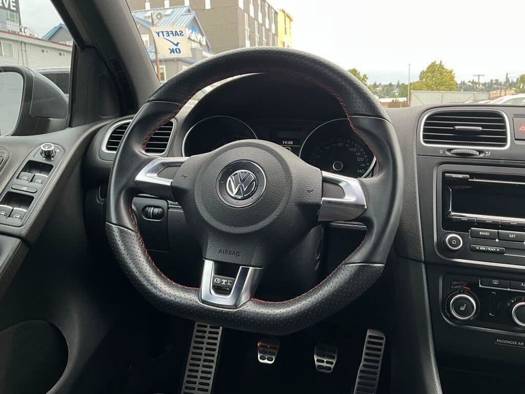 Used 2013 Volkswagen GTI 4-Door FWD image 19