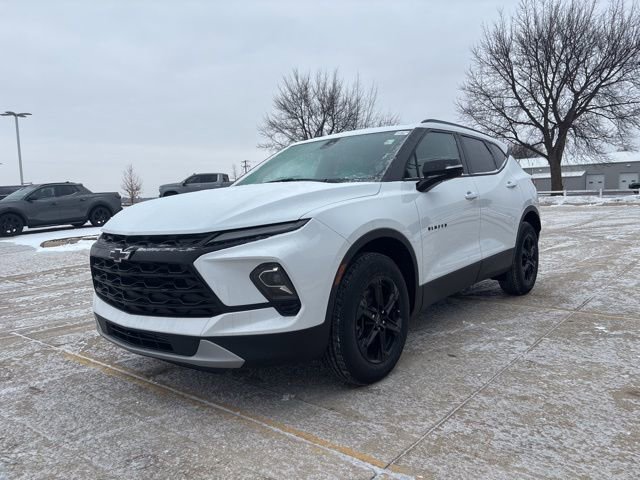 New 2026 Chevrolet Blazer LT w/ Midnight/Sport Edition image 4