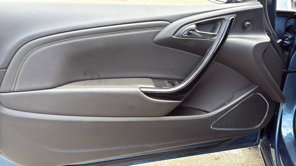 Used 2016 Buick Cascada image 19