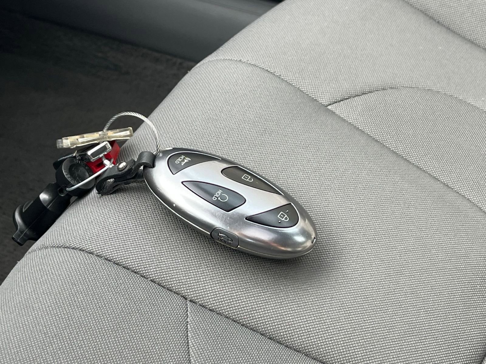 Used 2025 Hyundai Elantra SEL FWD image 24