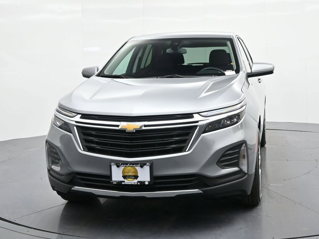 Used 2024 Chevrolet Equinox LT image 3