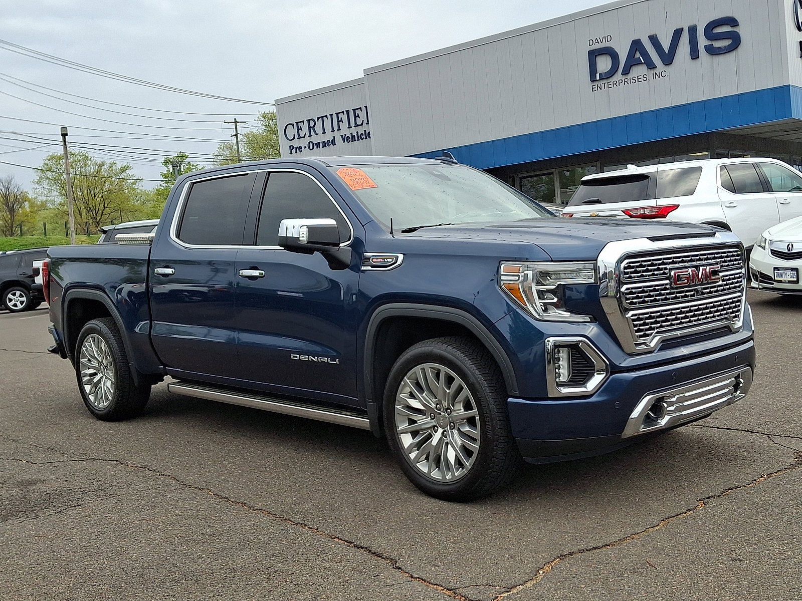 Used 2019 GMC Sierra 1500 Denali w/ Denali Ultimate Package AWD/4WD image 3