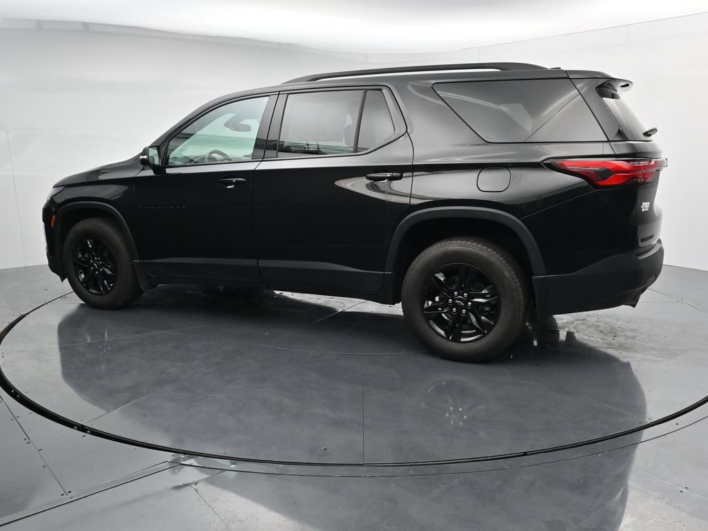 Used 2023 Chevrolet Traverse LT FWD image 5