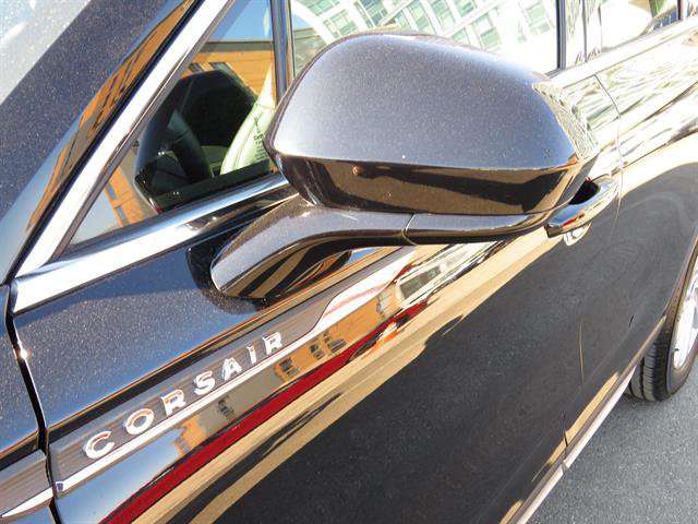 Used 2023 Lincoln Corsair AWD image 25