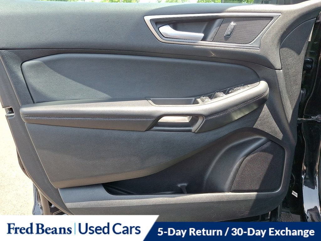 Used 2022 Ford Edge SEL w/ Convenience Package AWD/4WD image 17