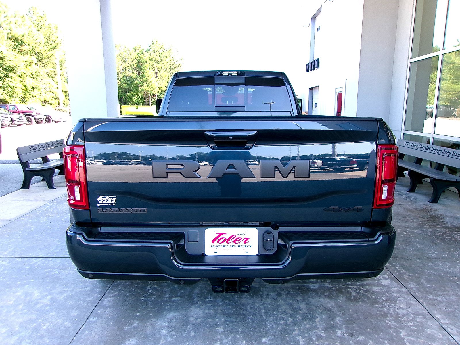 New 2026 RAM 3500 Laramie w/ Night Edition AWD/4WD image 20