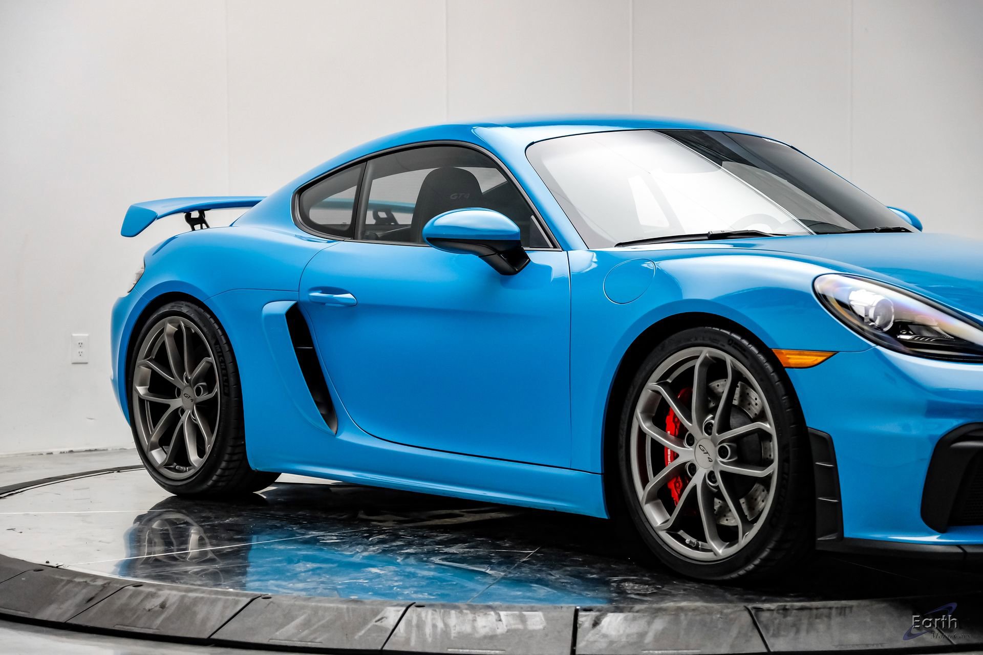 Used 2020 Porsche 718 Cayman GT4 image 27