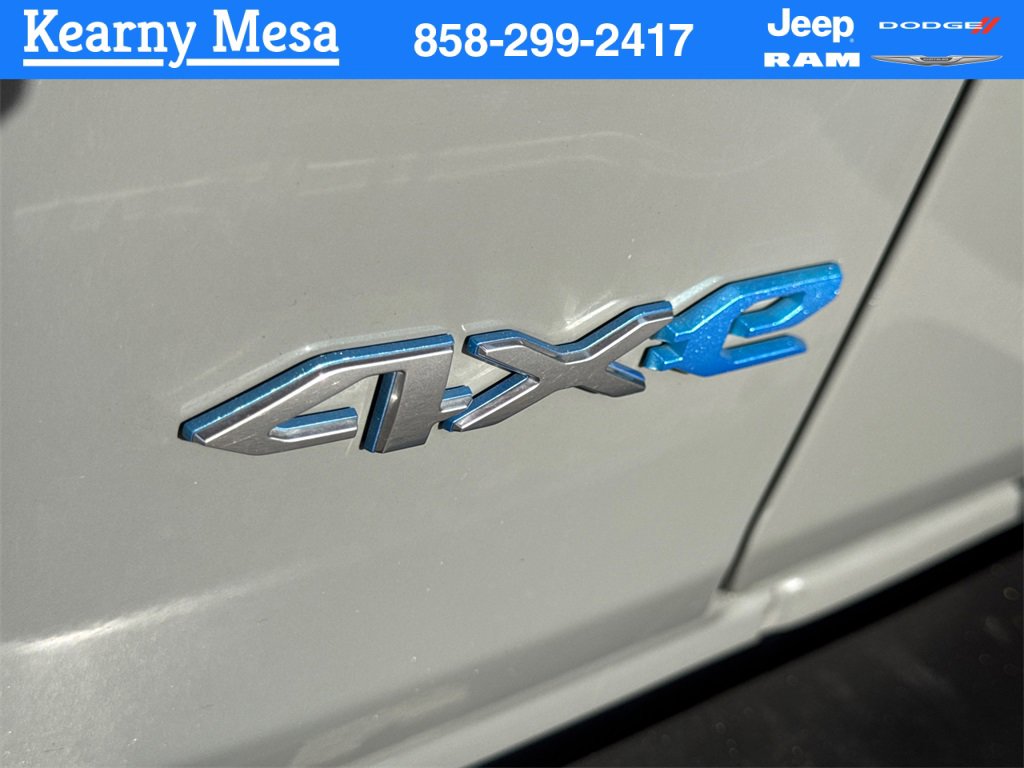 Used 2023 Jeep Wrangler Unlimited Sahara image 11