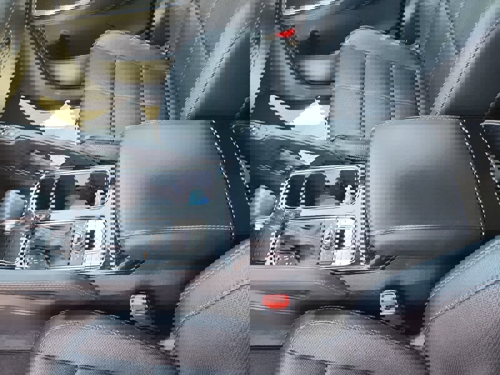 Used 2022 Kia Telluride EX image 11