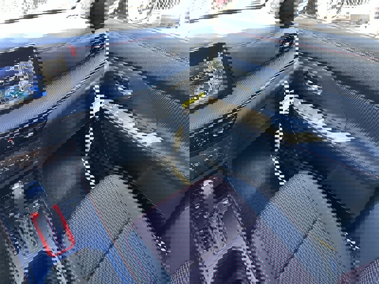 New 2025 Nissan Kicks SR image 20