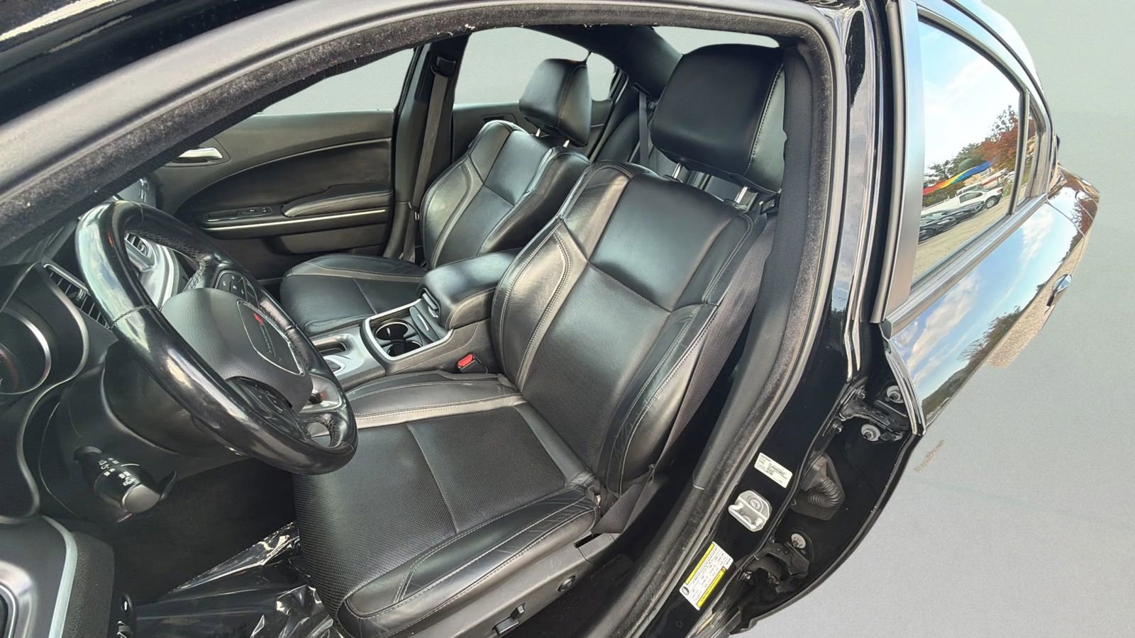 Used 2021 Dodge Charger SXT w/ Leather Interior Group image 17