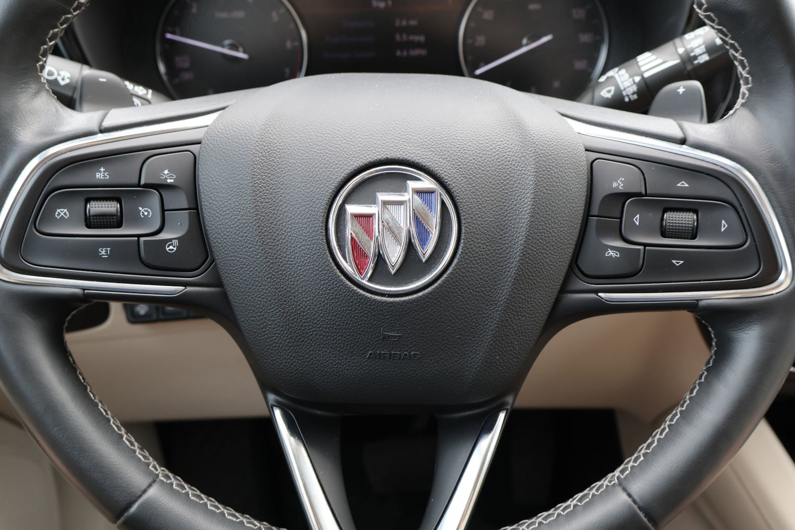 Used 2023 Buick Envision Avenir FWD image 25