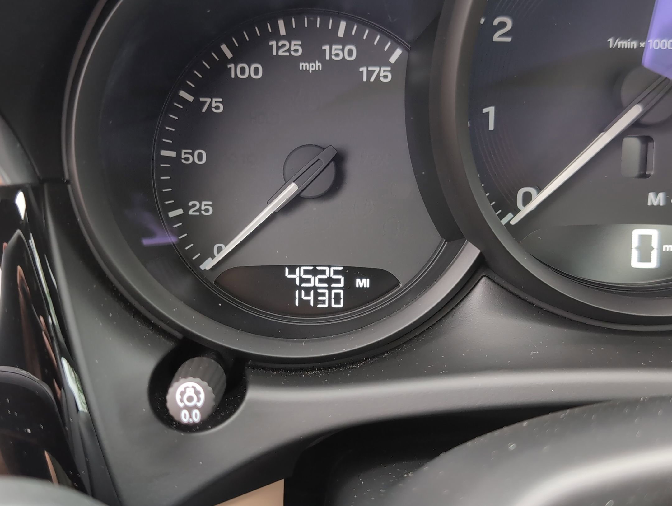 Used 2025 Porsche Macan image 23