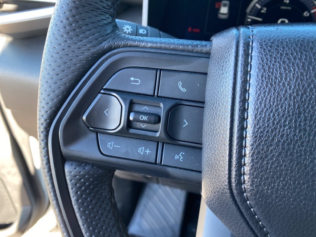 Used 2025 Toyota Sequoia 4WD image 42