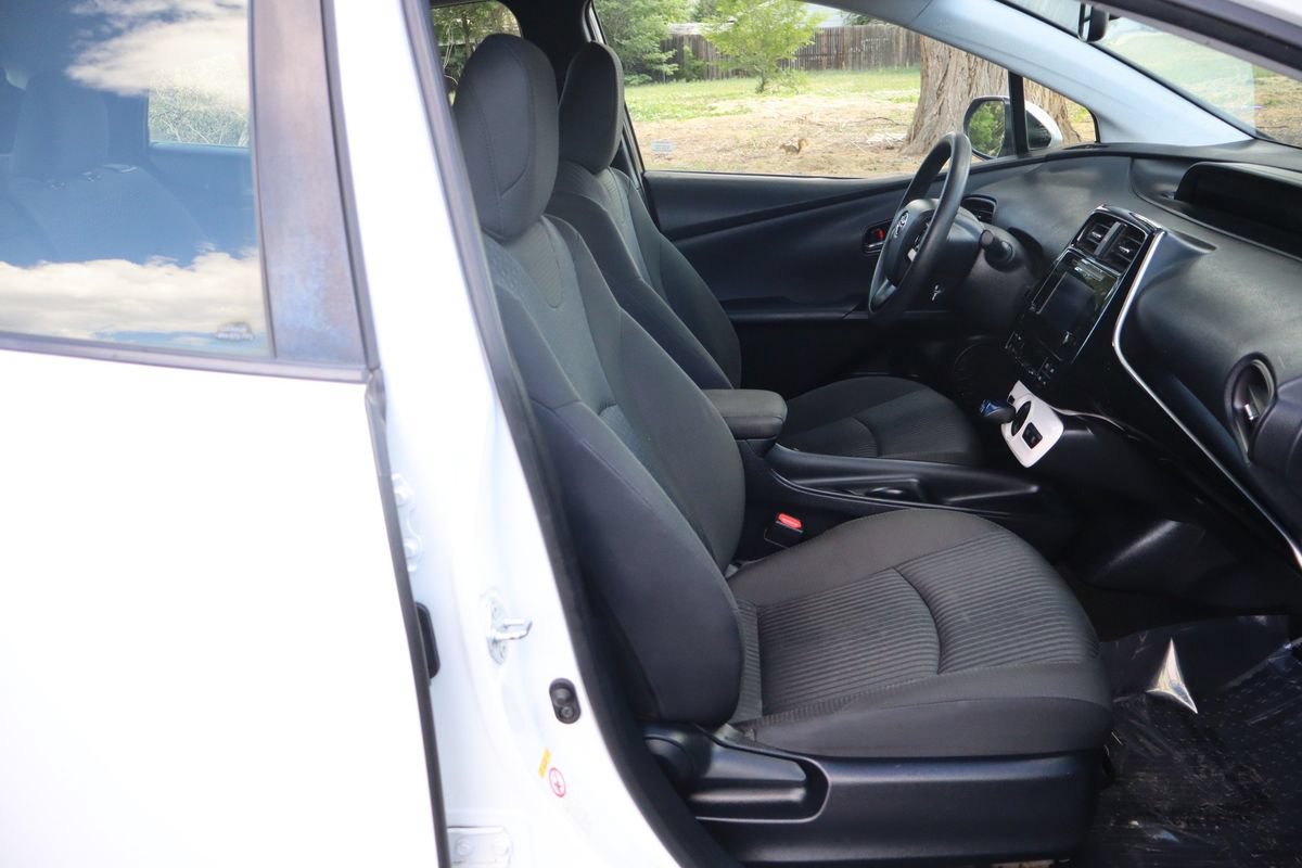 Used 2016 Toyota Prius Two FWD image 22