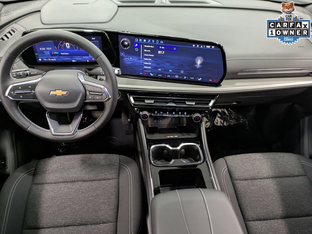 Used 2025 Chevrolet Traverse LT w/ Driver Confidence Package AWD/4WD image 23