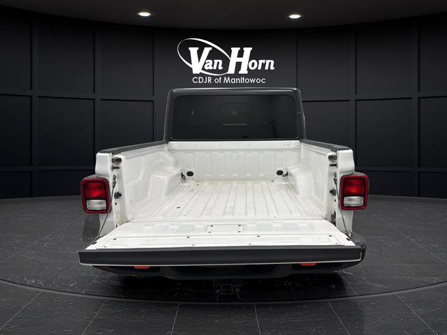 Used 2021 Jeep Gladiator Mojave w/ Trailer Tow Package AWD/4WD image 9