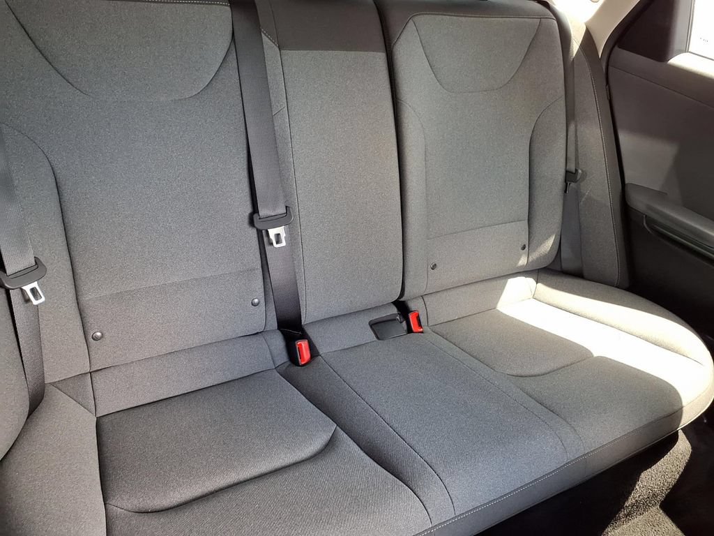 Certified 2025 Kia K4 FWD image 12