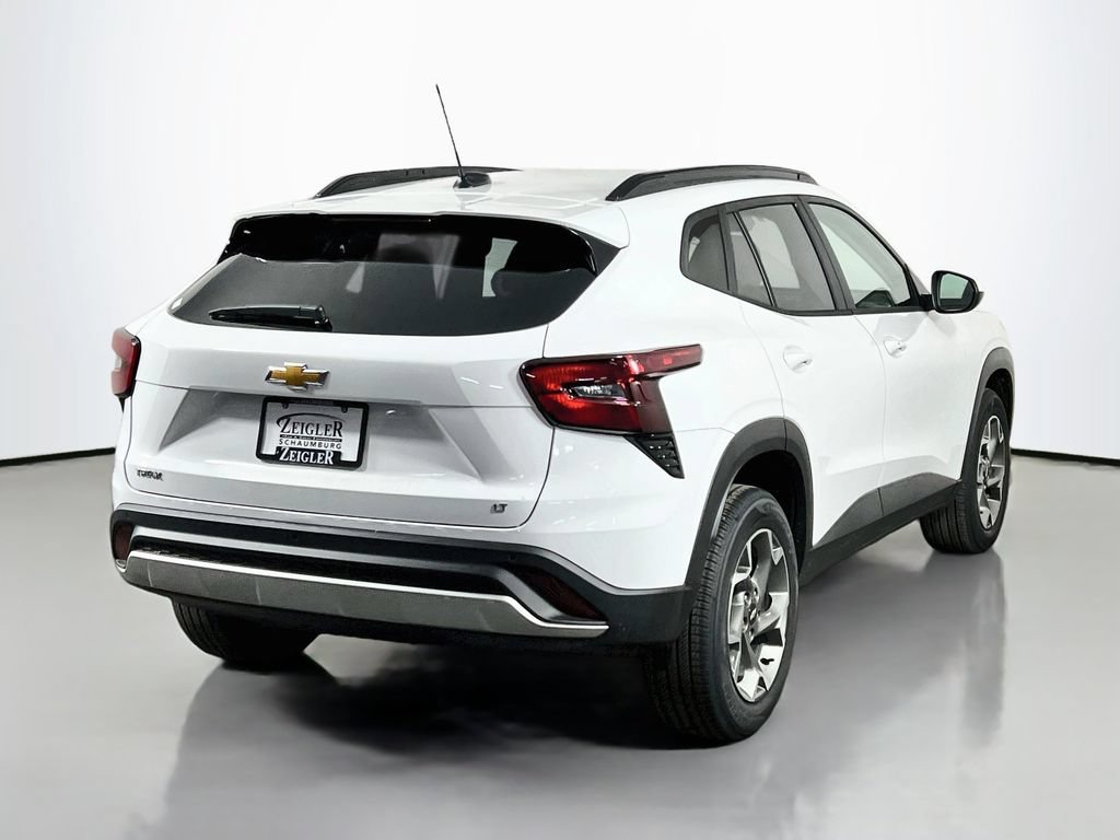 New 2026 Chevrolet Trax LT w/ Driver Confidence Package FWD image 5