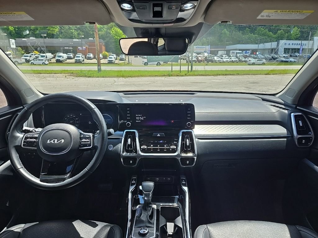 Used 2023 Kia Sorento SX FWD image 3