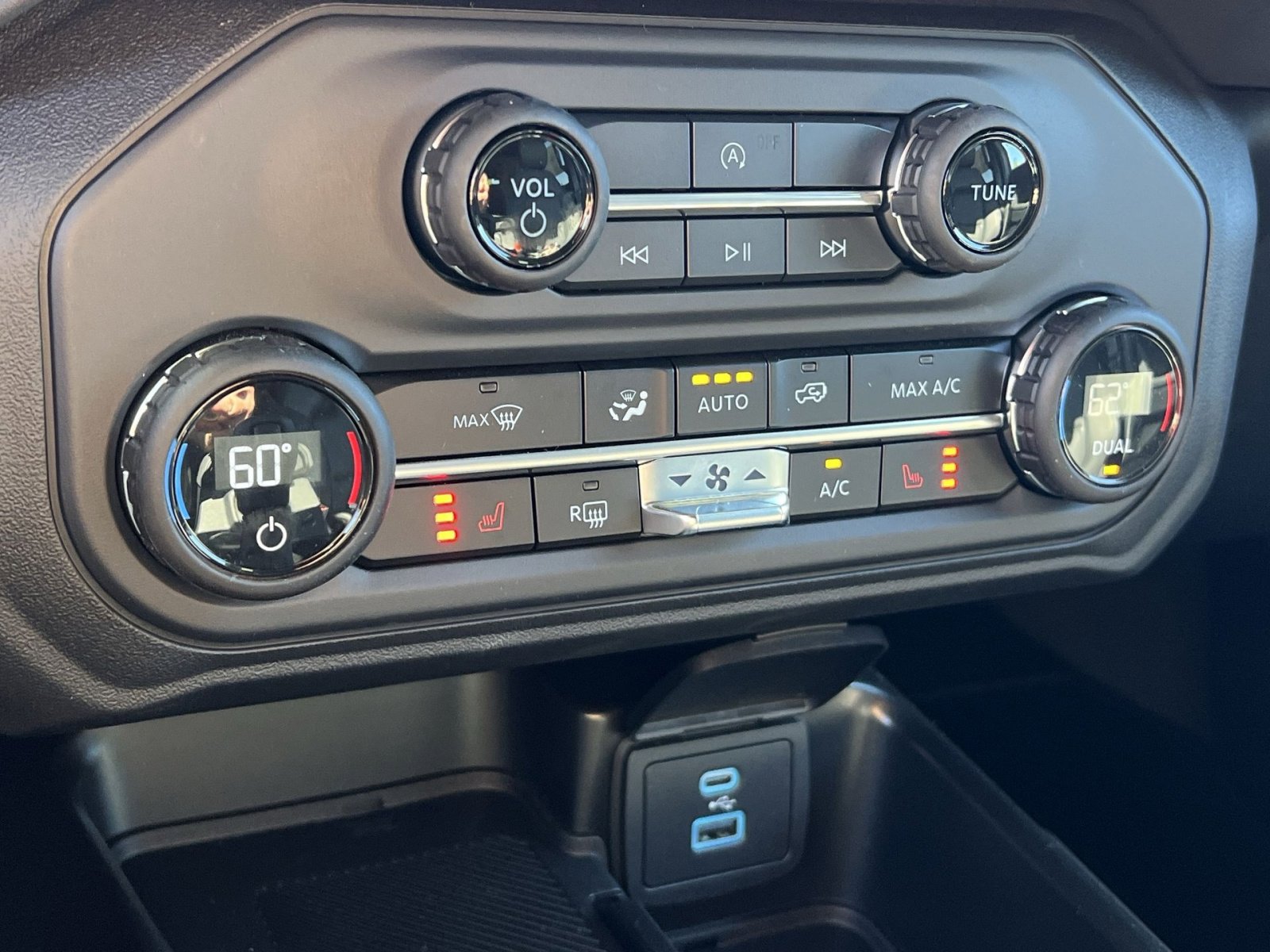 New 2025 Ford Bronco Big Bend image 21