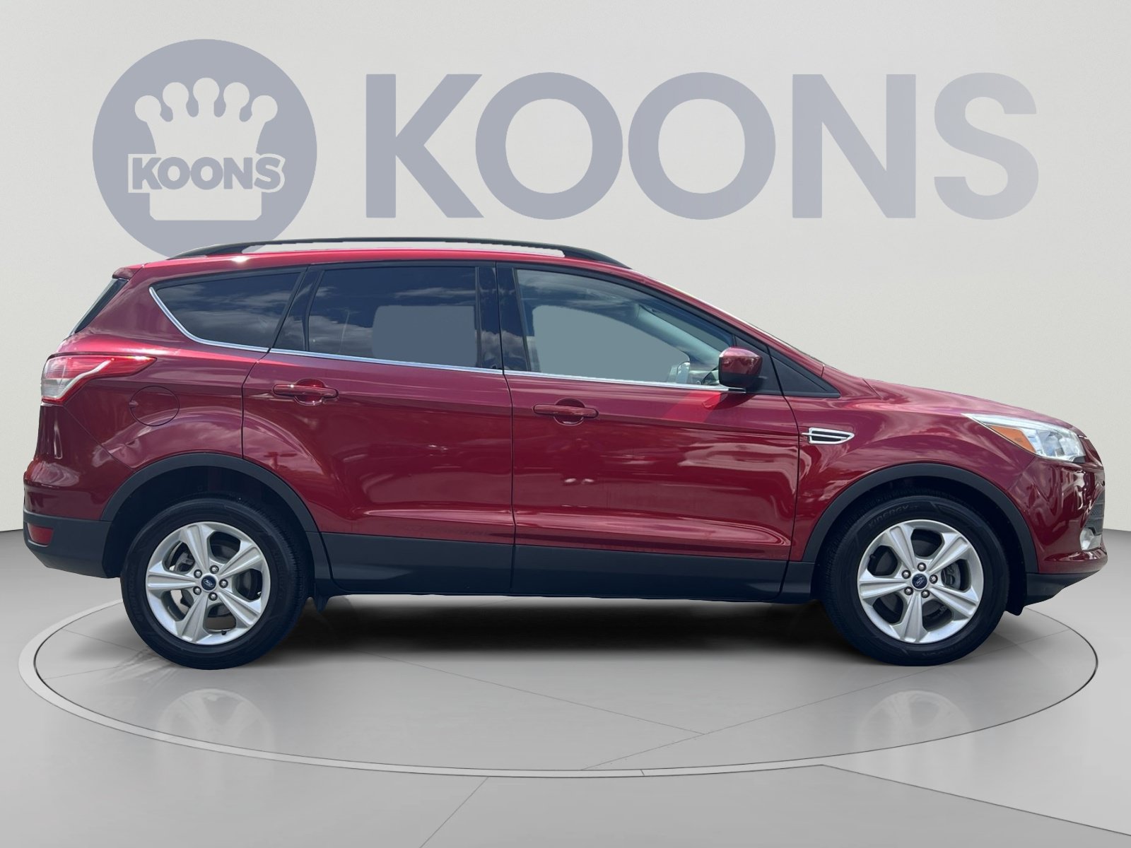 Used 2016 Ford Escape SE w/ Equipment Group 201A FWD image 10