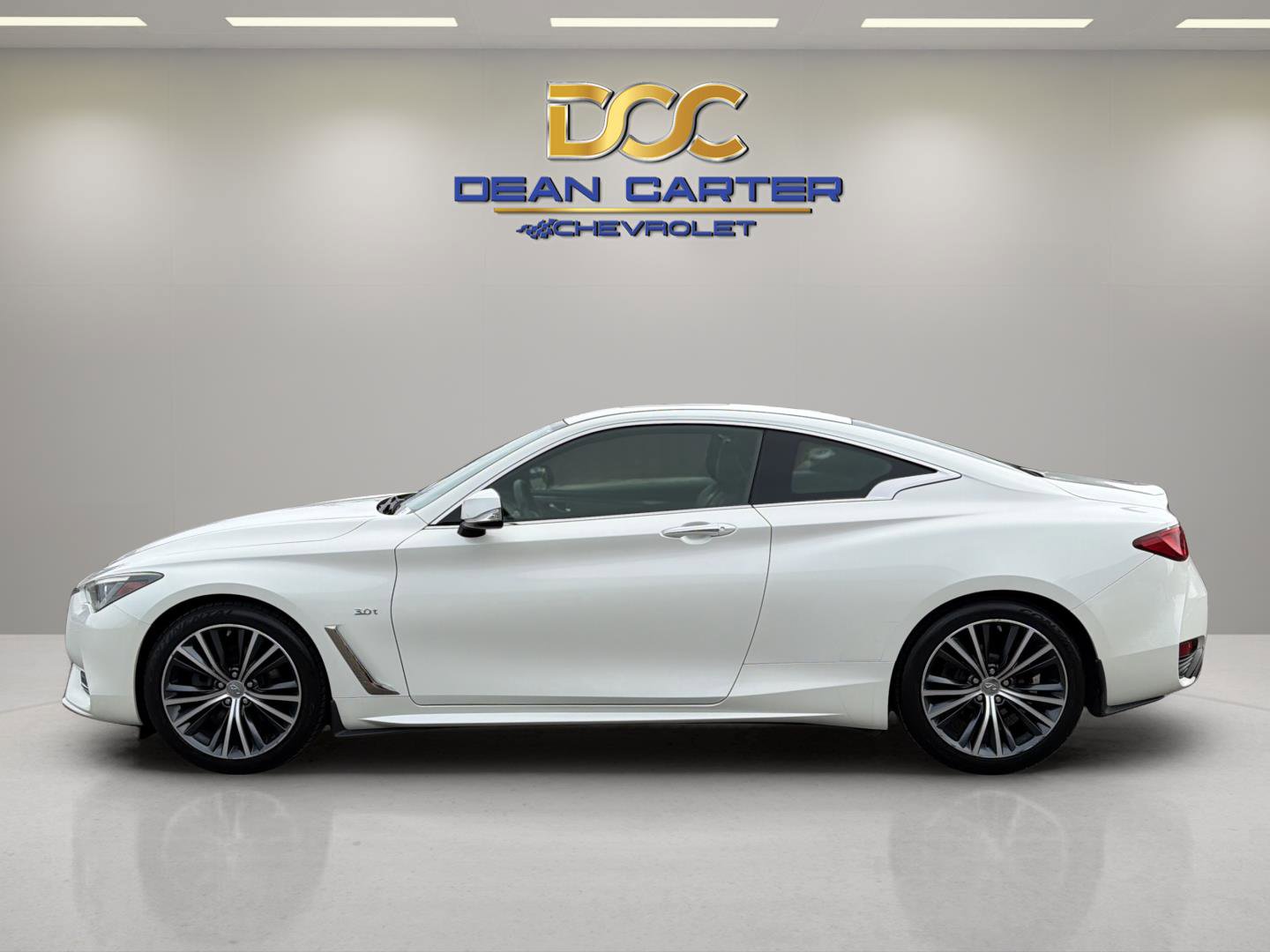 Used 2018 INFINITI Q60 3.0t Luxe w/ Sensory Package 3.0T Luxe image 2