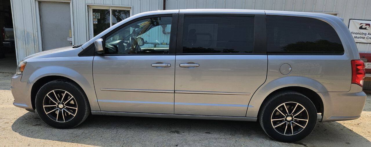 Used 2015 Dodge Grand Caravan R/T FWD image 12