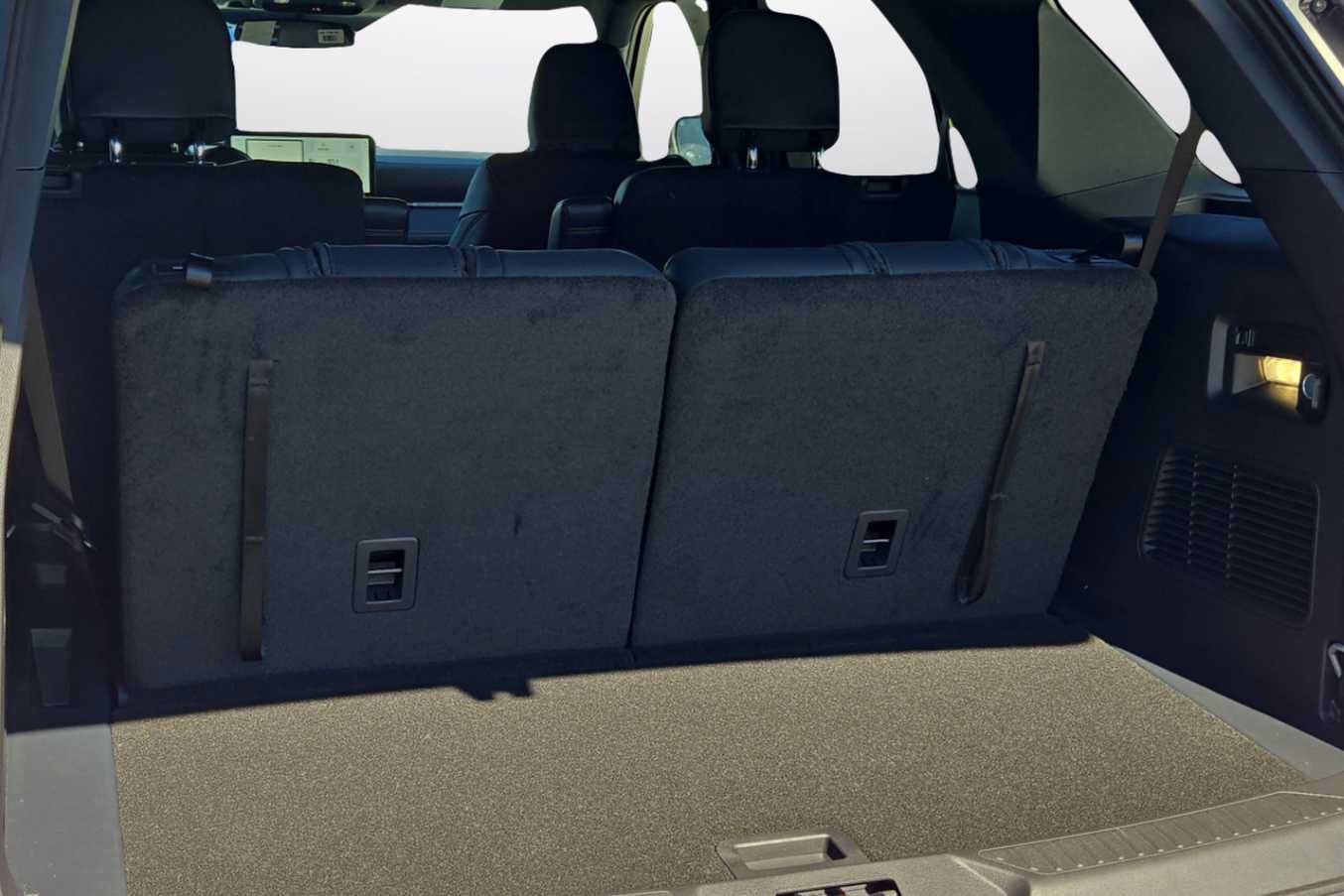 New 2027 Ford Explorer Tremor AWD/4WD image 11