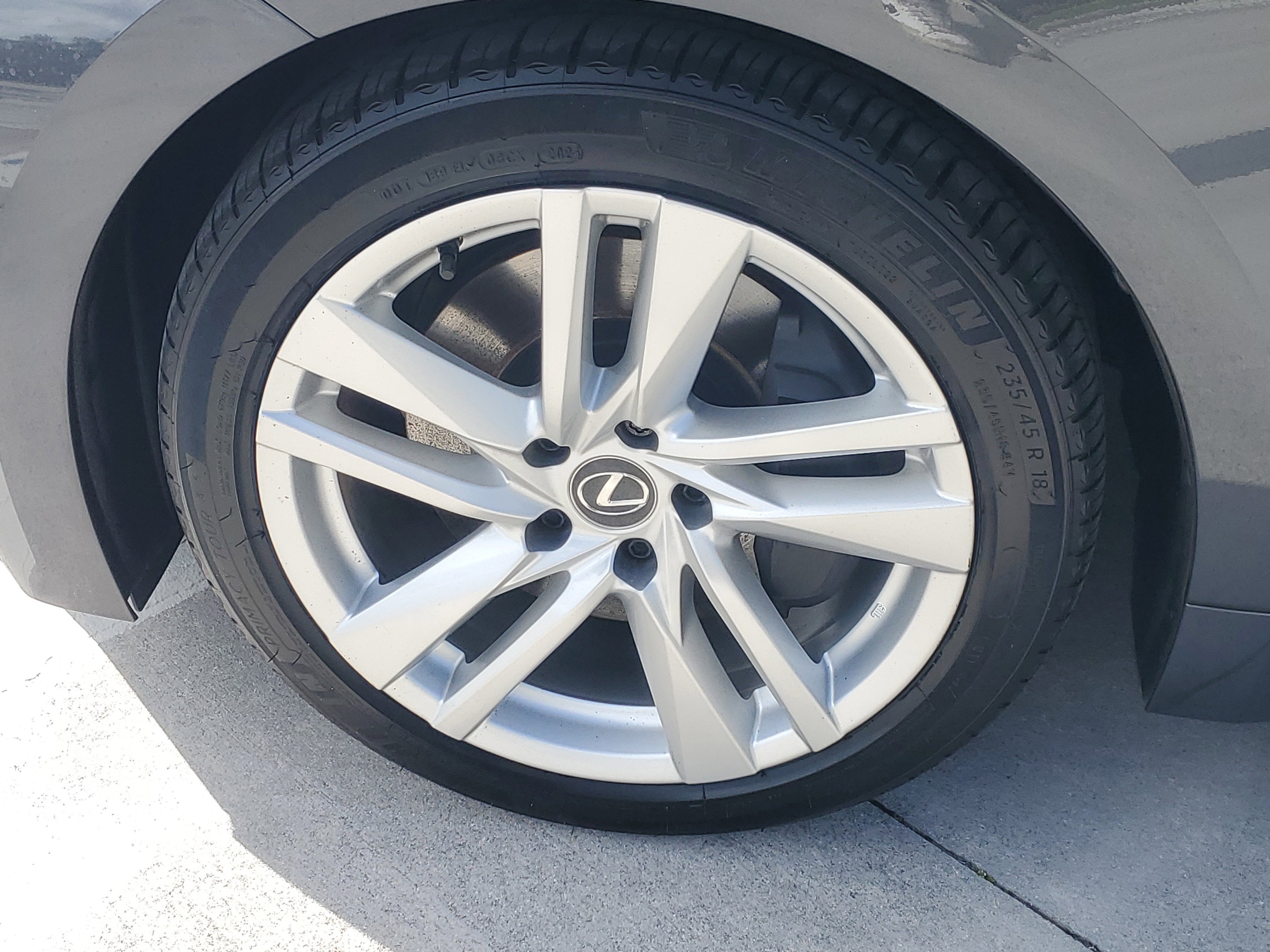 Used 2025 Lexus IS 300 w/ Comfort Package RWD image 6
