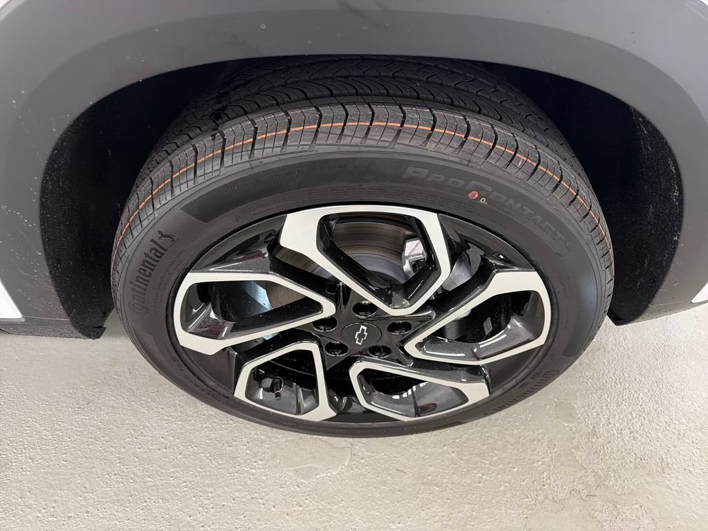 New 2026 Chevrolet Trax RS FWD image 4
