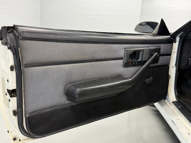 Used 1990 Chevrolet Camaro RS RWD image 14