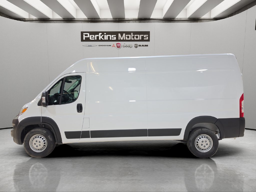 New 2026 RAM ProMaster 2500 w/ Premium Convenience Group FWD image 4