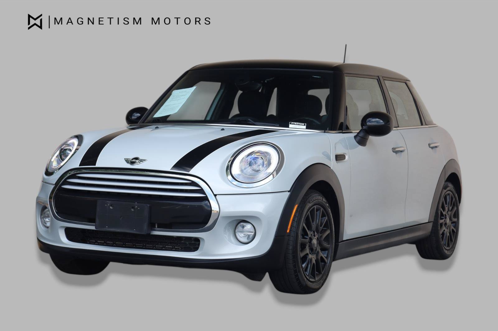 Used 2015 MINI Cooper 4-Door Hardtop FWD image 6